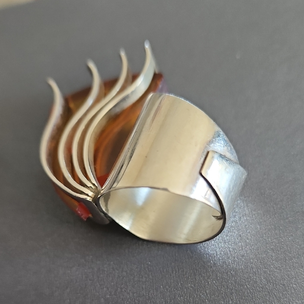 Silver and Amber Jewelry Set - Picture 2 of 3